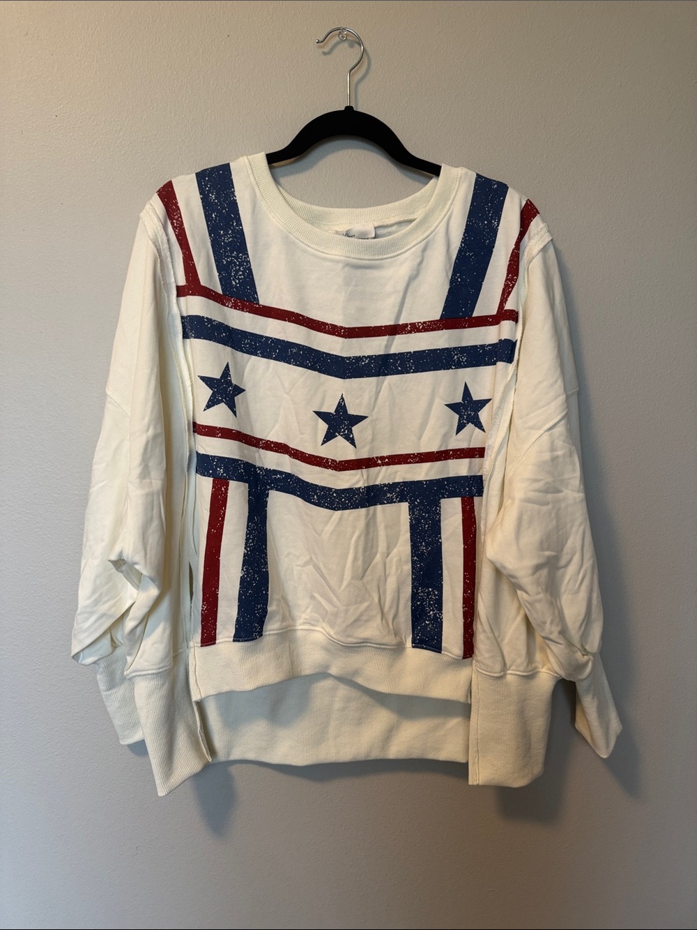 NWT Klesis White Star Stripe Graphic Sweatshirt Red & Blue